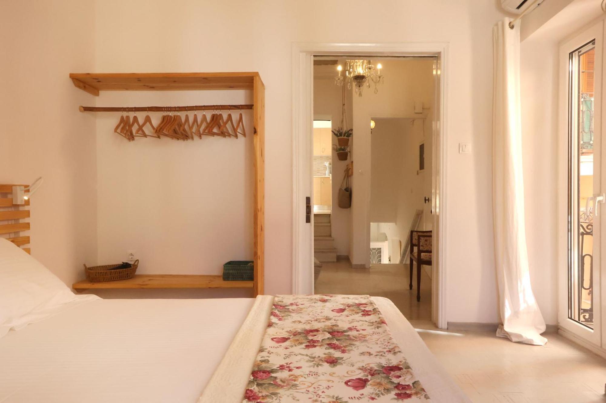 San Nikolas View Guest House Ermoupoli Esterno foto
