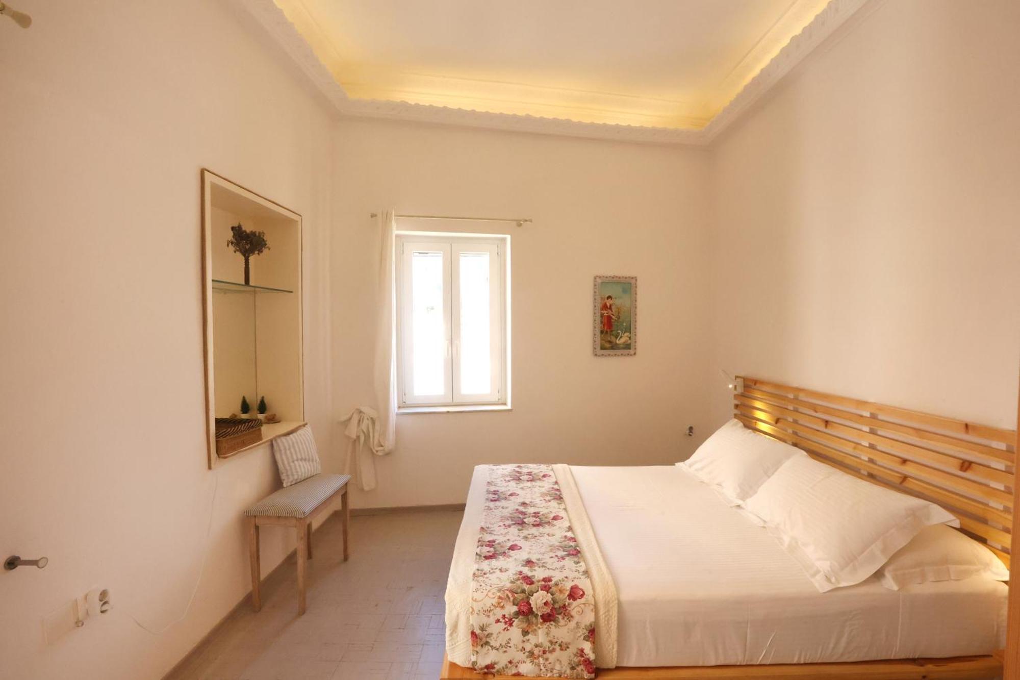 San Nikolas View Guest House Ermoupoli Esterno foto