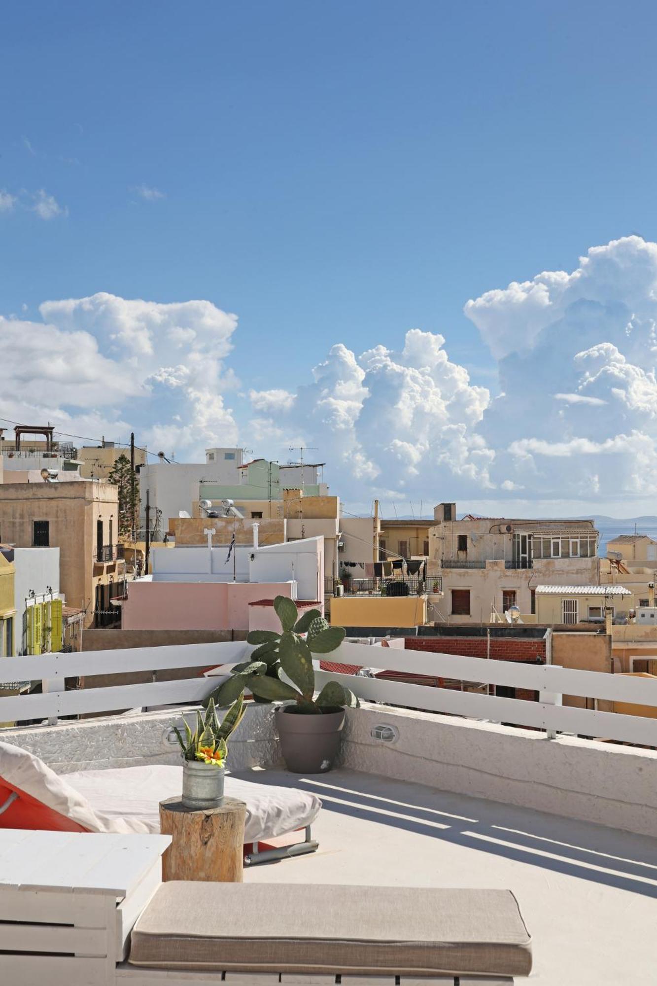 San Nikolas View Guest House Ermoupoli Esterno foto